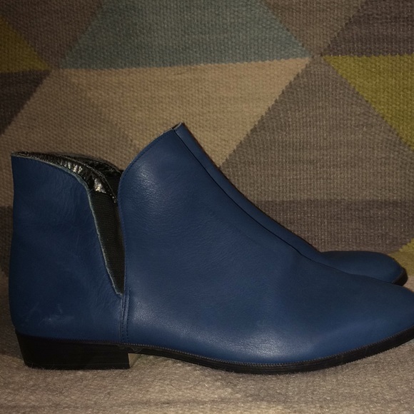 Ms. Valentini collection Shoes - 25% OFF SALE! Blue leather ankle boots-